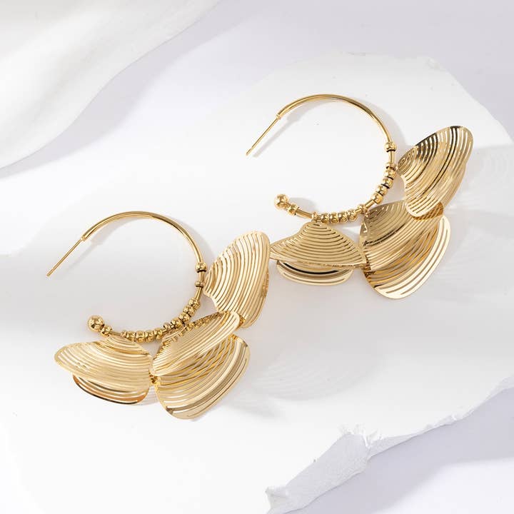 Orecchini a cerchio con foglie - Bérénice per la vendita all'ingrosso da parte di Lovelika