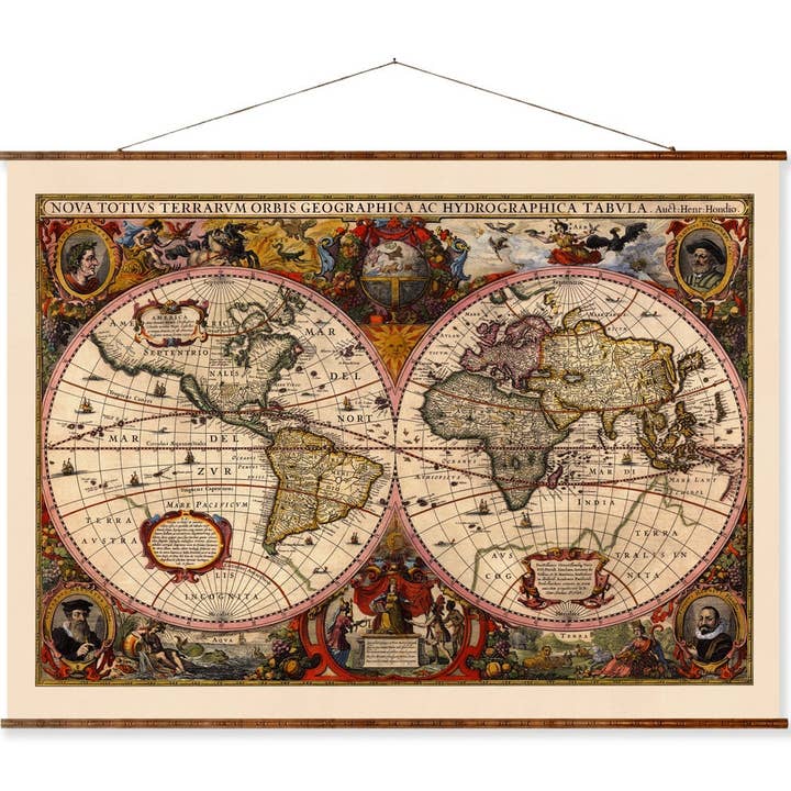 Carte vintage du vieux monde sur toile décorative murale du XVIIe siècle parchemin de carte antique pour la vente par Maps Vintage