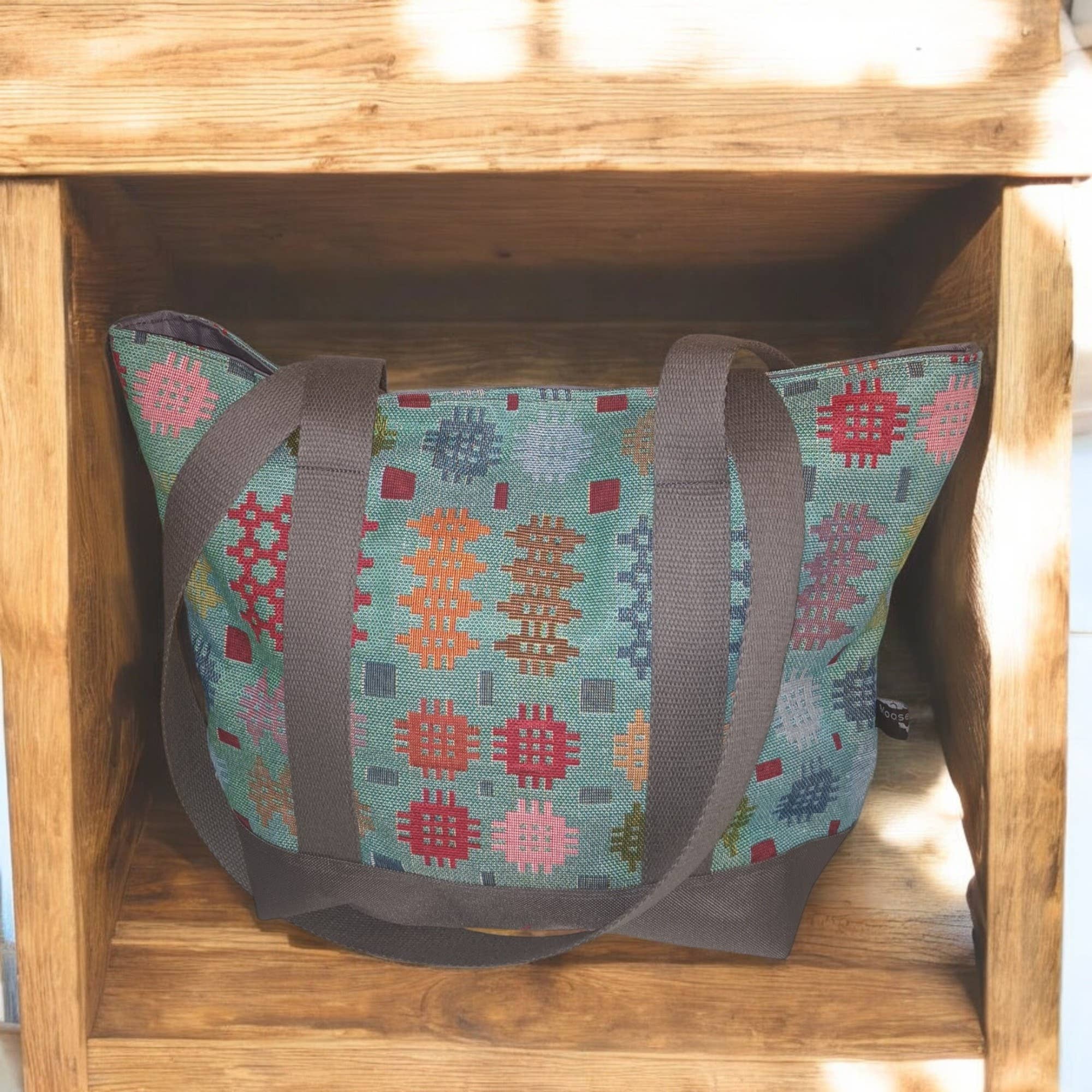 Moose & Co - Wholesale Shoulder Bag - Women's - Rainbow Welsh tapestry blanket design Shoulder bags2