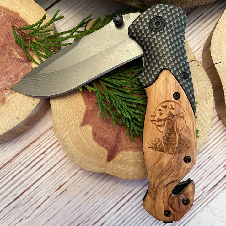 Duck Hunter Sunset Knife for wholesale by Quail Tail Laser Art