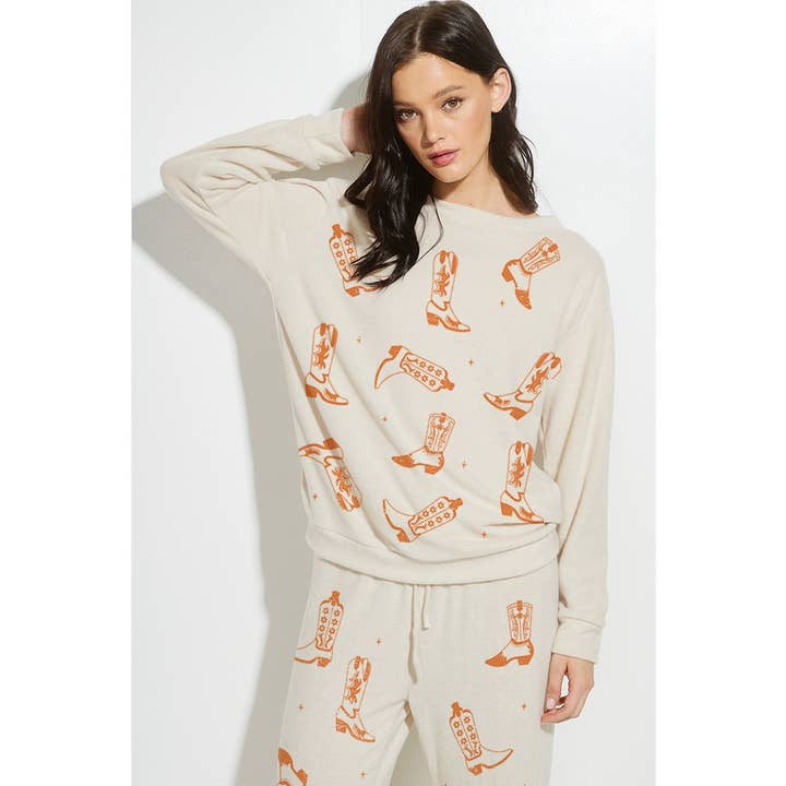 Phil Love - Wholesale Lounge Set - Women's - Boots all over soft lounge wear set
