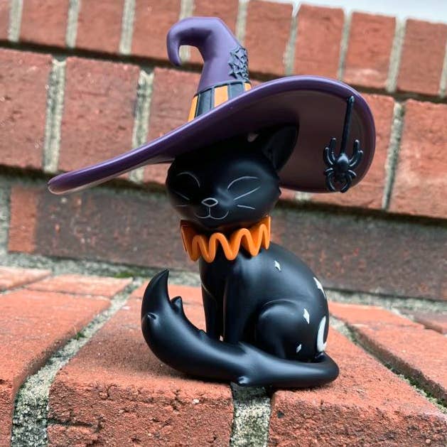 Luna the Witch Kitten - LE Vinyl Figure for wholesale by The Pickety Witch