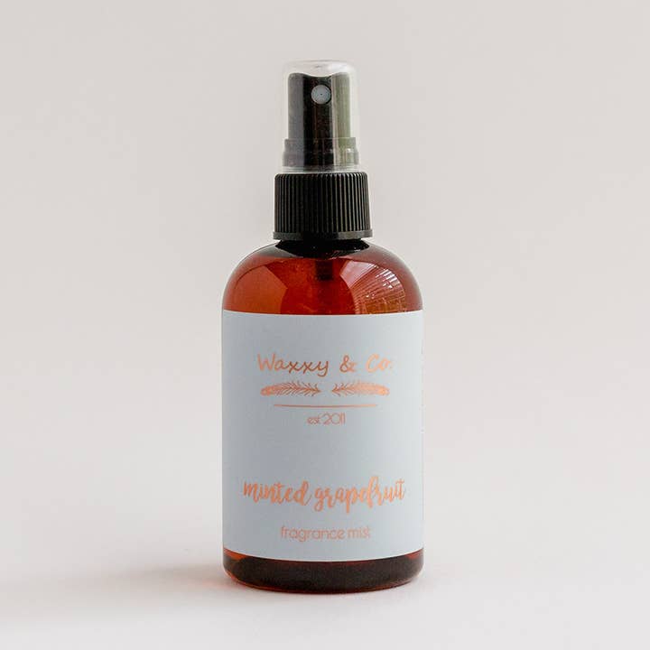 BRUME PARFUMÉE DE PAMPLEMOUSSE pour la vente par Waxxy & Co.