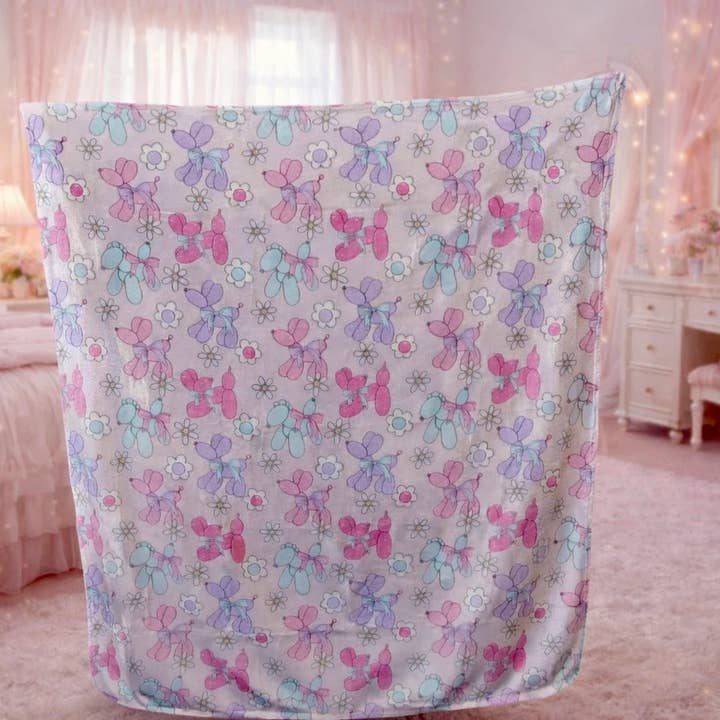 Ace of Grace - Wholesale Bedding Blanket - Kids & Baby - Madelynn Grace Luxe Fleece Blankets