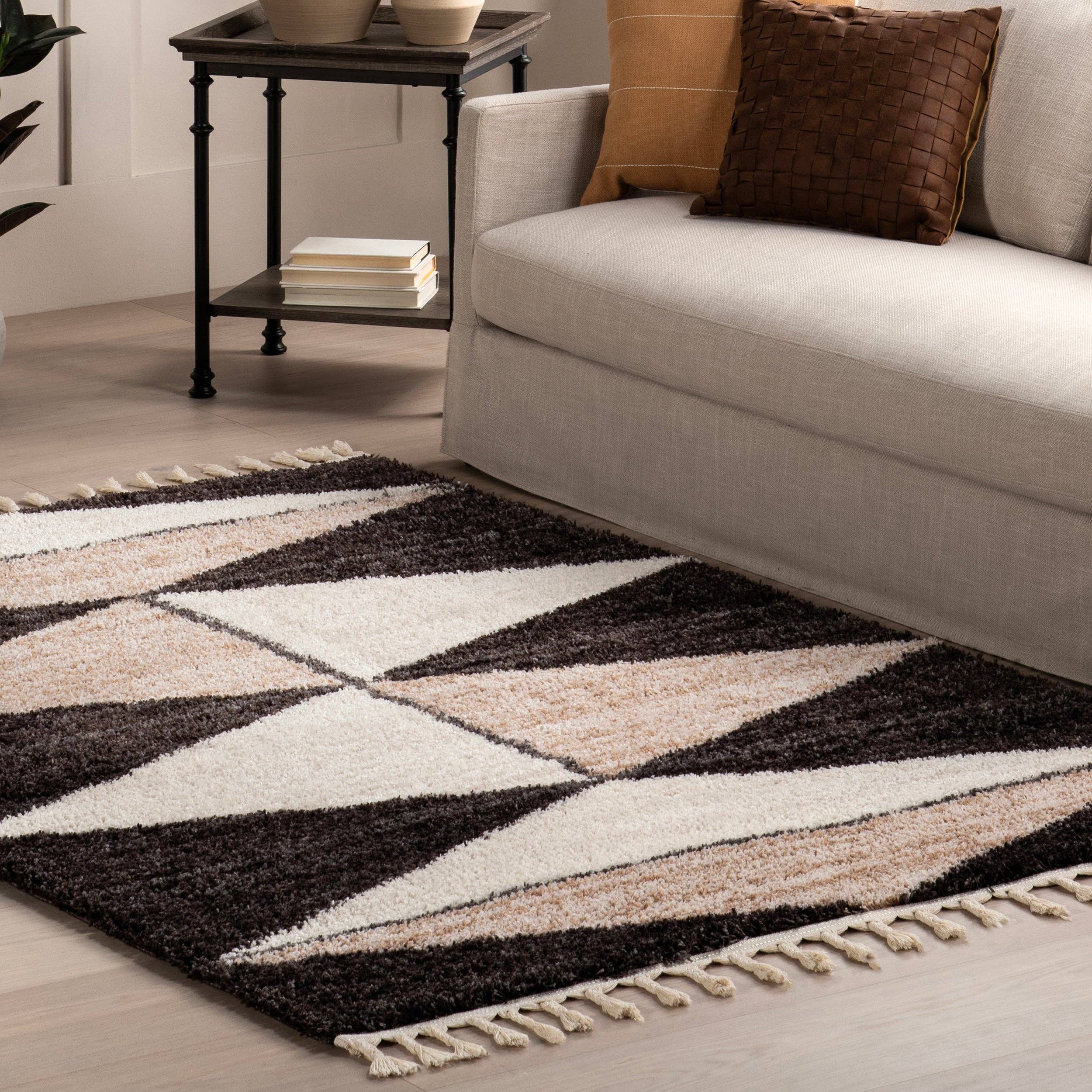 Rust Kali Shaggy Diamond Tassel Area Rug for wholesale on Faire47