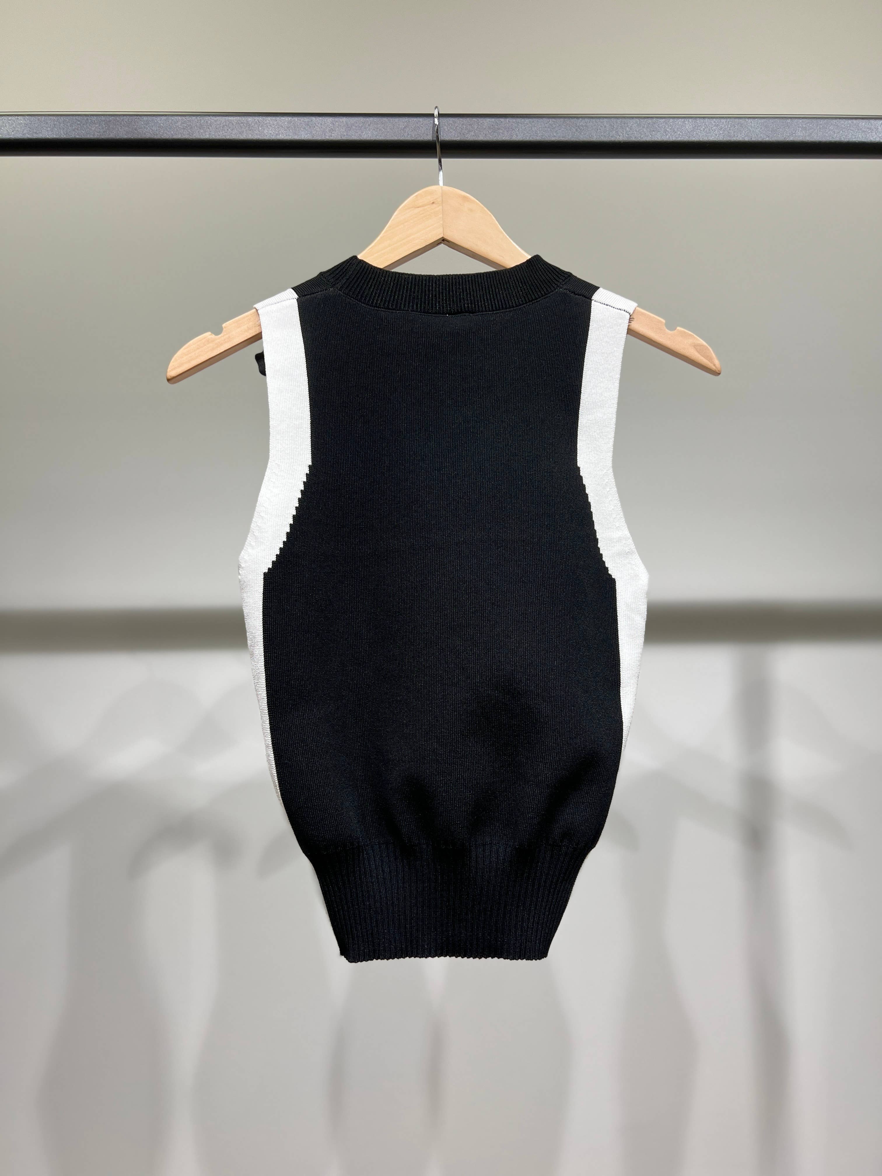 Sort Ribbet tofarvet tanktop med elastisk talje og dekorativ blomst for engroshandel på Faire6