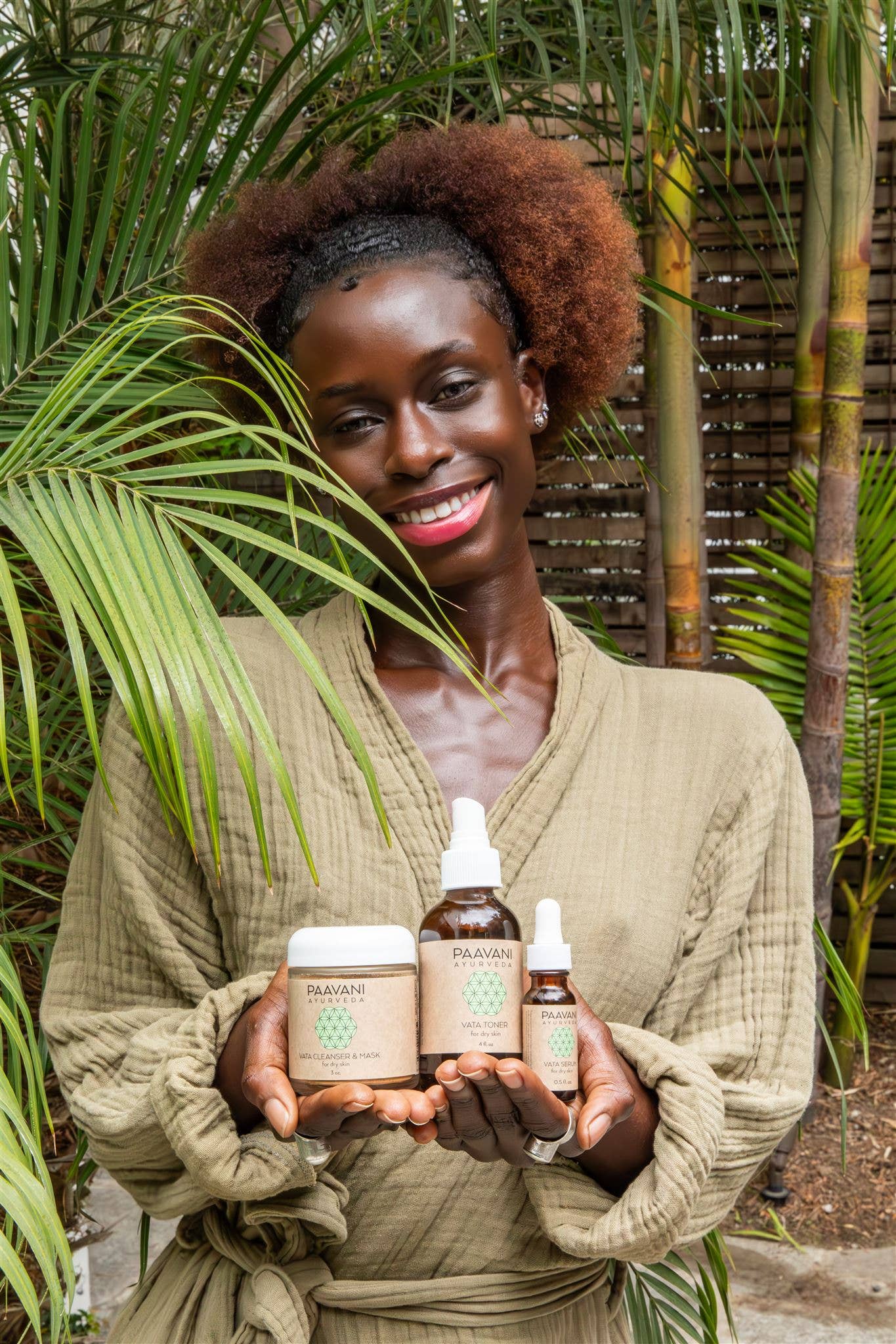 PAAVANI Ayurveda - Wholesale Facial Care Set/Kit - Vata Skincare Ritual – Nourishing Ayurvedic Routine4