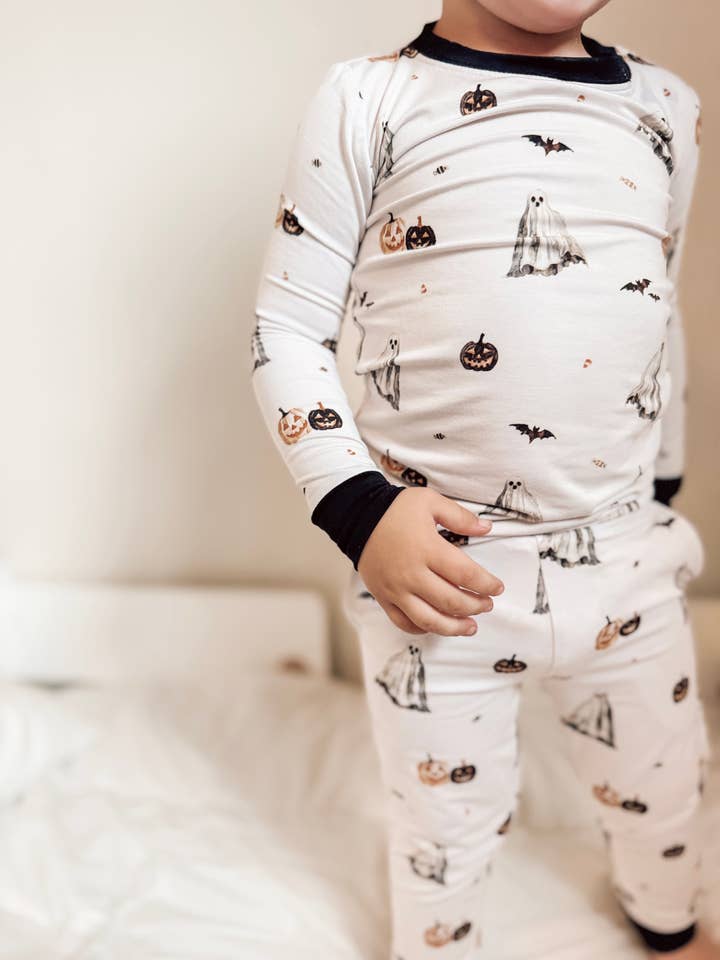 Ensemble de sommeil Fantôme Bamboo pour la vente par Lovely Littles