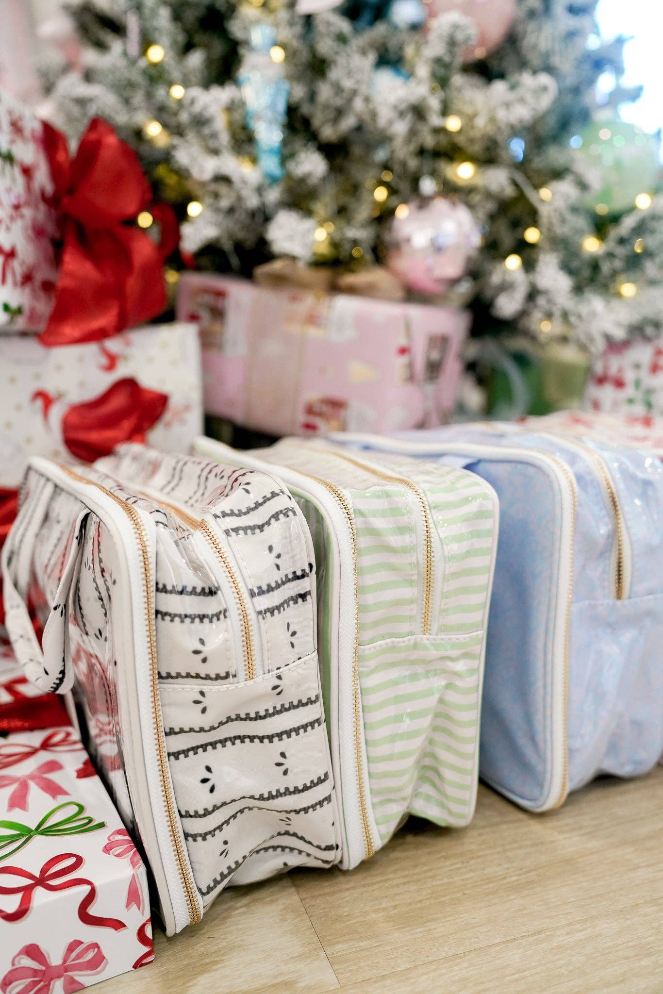 KENZKUSTOMZ - Wholesale Makeup/Cosmetic Bag - Clear Coat Toiletry Case31