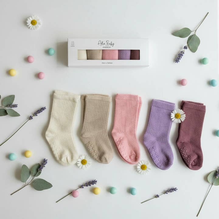 Ada Baby - Wholesale Socks - Baby - Pink Set – Bamboo Baby Socks Gift Box (5 Pairs, 0–18 Months)0