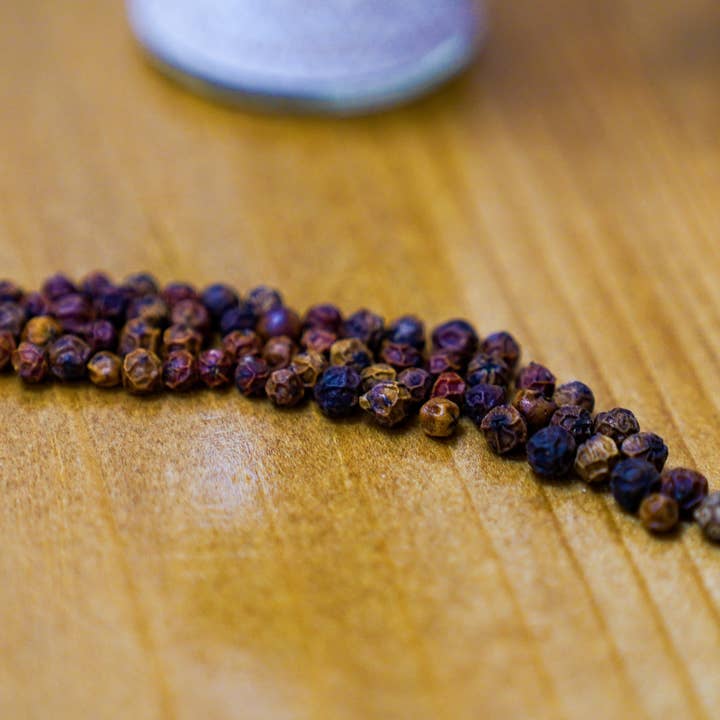 Poivre rouge de Kampot BIO IGP 250g pour la vente par Coffret Bio/ Säho