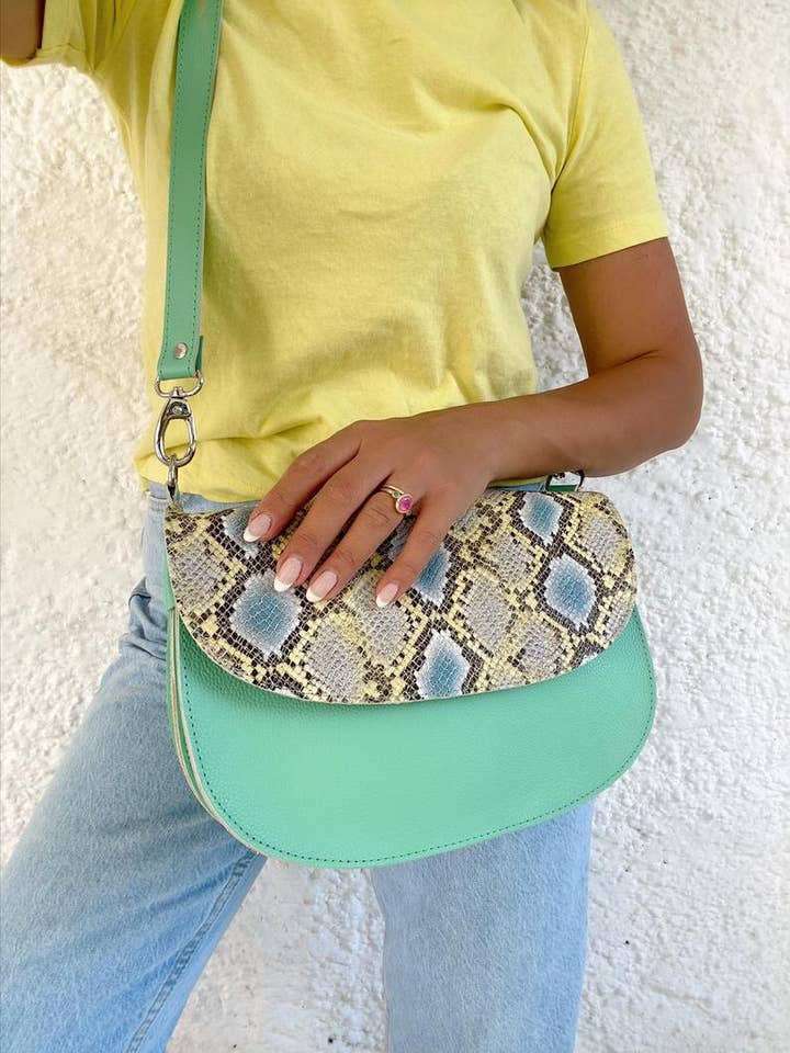 Sac à bandoulière en cuir Boho, sac en cuir pour femme pour la vente par Christina Christi