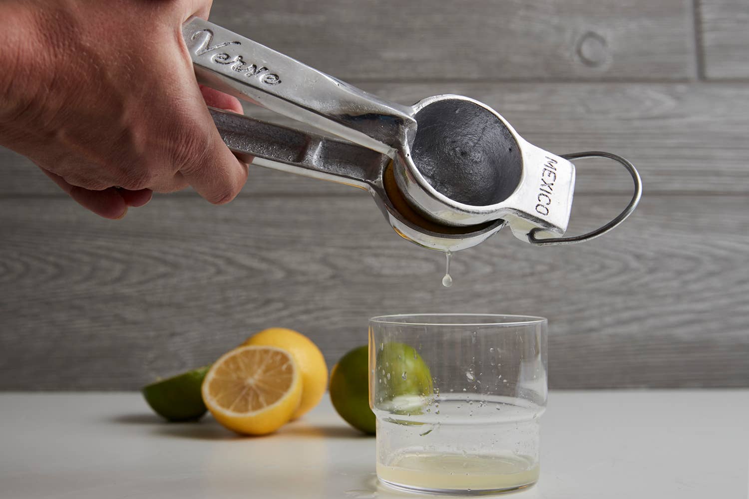 Verve Culture - Wholesale Juicer - Aluminum Hand Juicer4