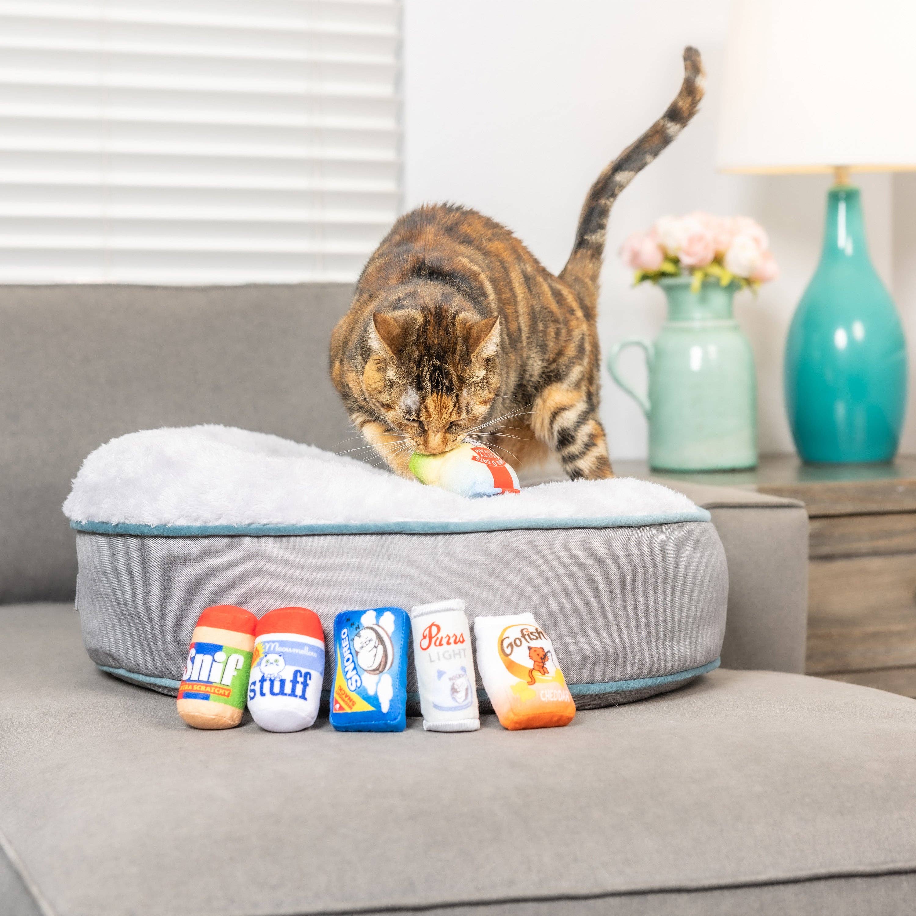 Huxley & Kent – wholesale Pet toy – Cat – Snoreo Cookies Cat Toy3