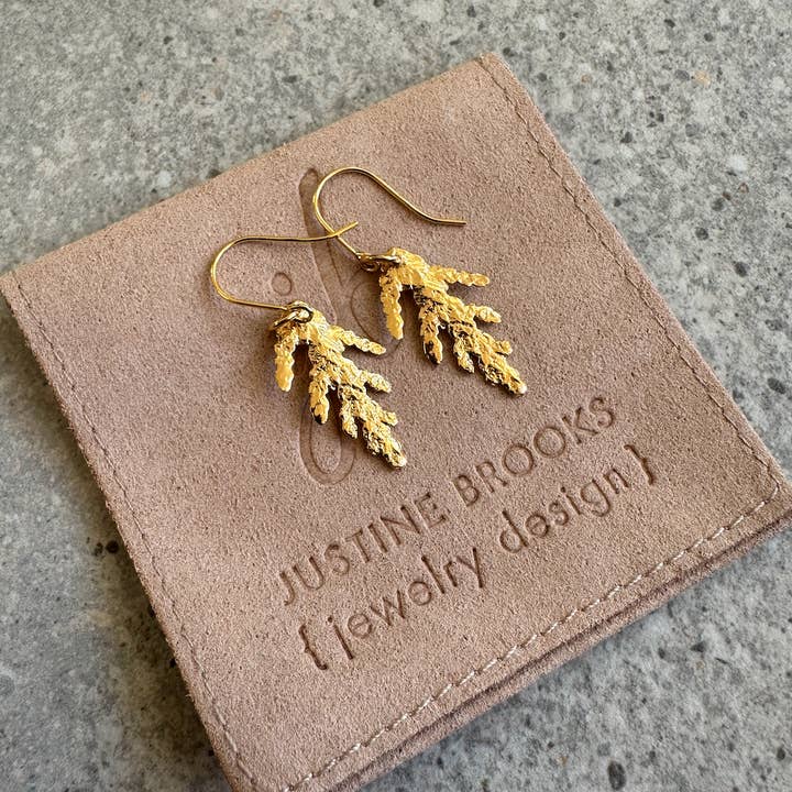 Justine Brooks Design – wholesale Dangle earrings – Tiny Cedar Earrings in Yellow Gold