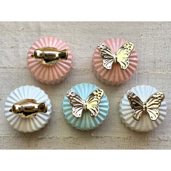 Ten Twenty Six Designs - Wholesale Decorative Box - Small ceramic box with pull lid