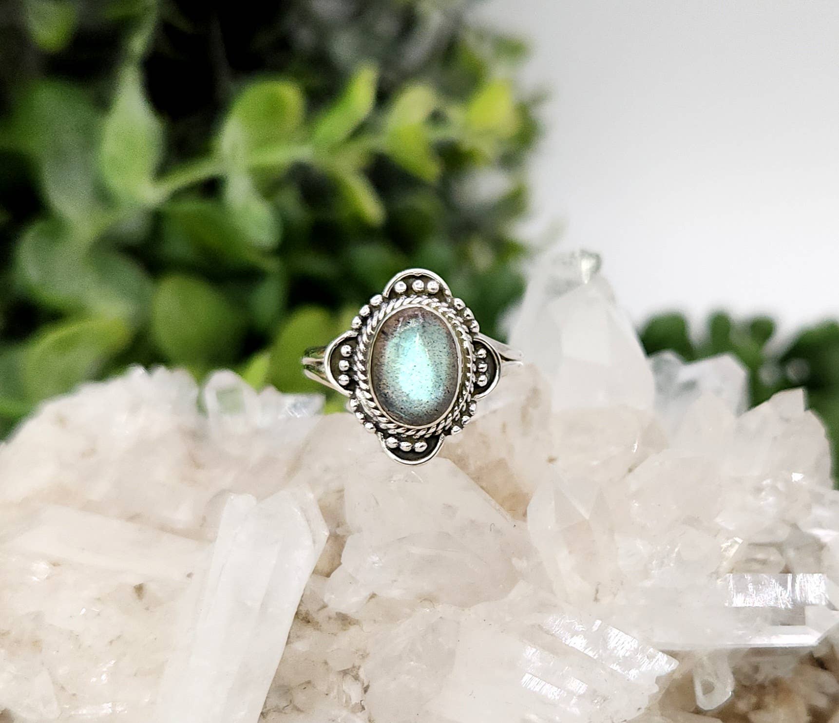 Meraki Gemstones - Venta al por mayor Anillos grandes/de cóctel - Piedra preciosa de labradorita (8 x 10 mm) Plata de ley (925)--Anillo2