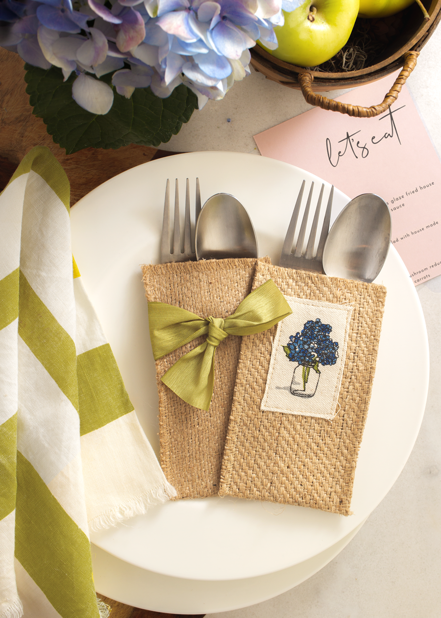 Cutlery Couture - Wholesale Napkin Ring - Hydrangea Patch - Set of 81