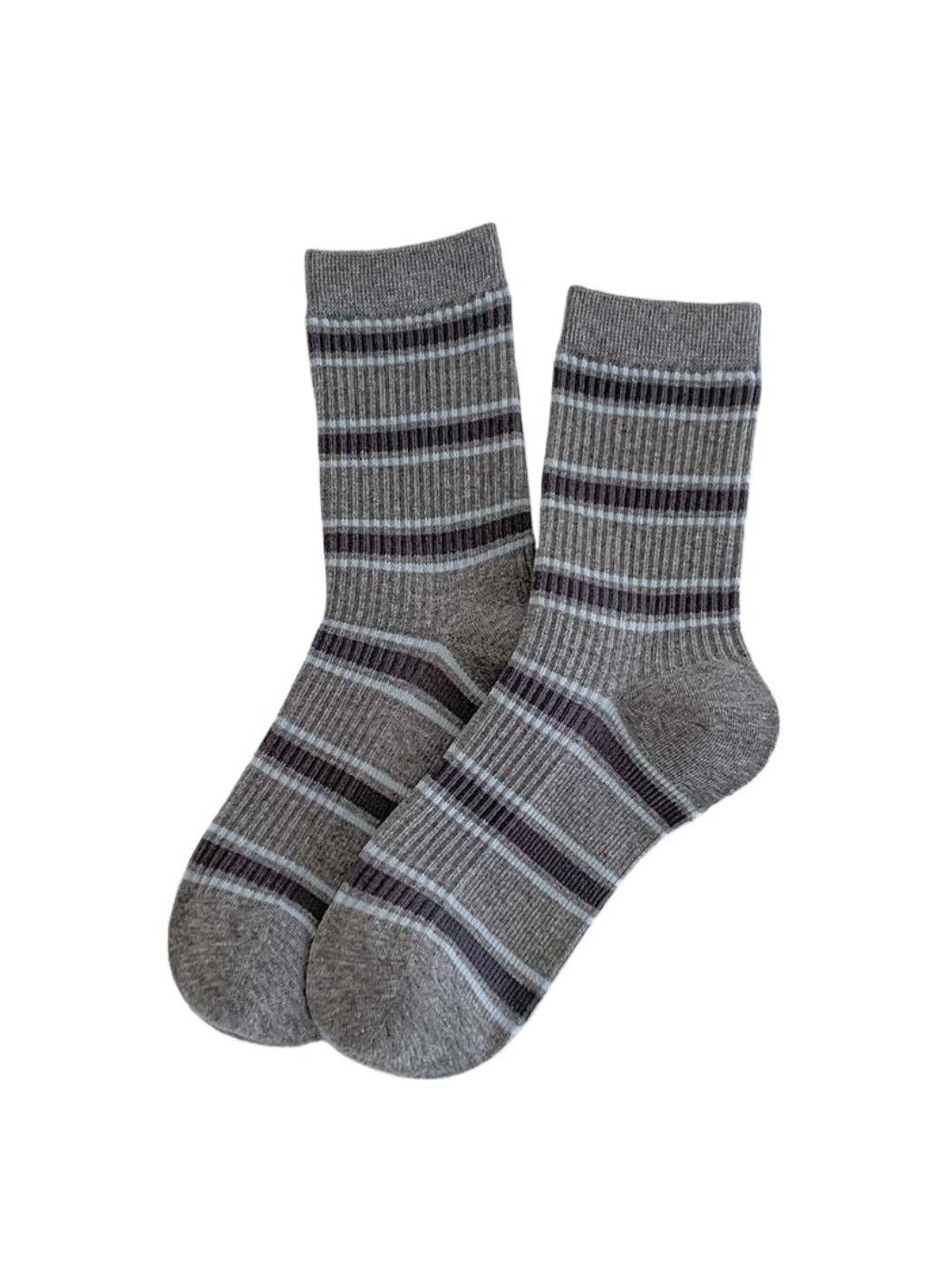 Funkyrel® Atzbranding Limited – wholesale Socks – Women's – Rufia - Striped Sporty Mid-Calf Socks for Women2