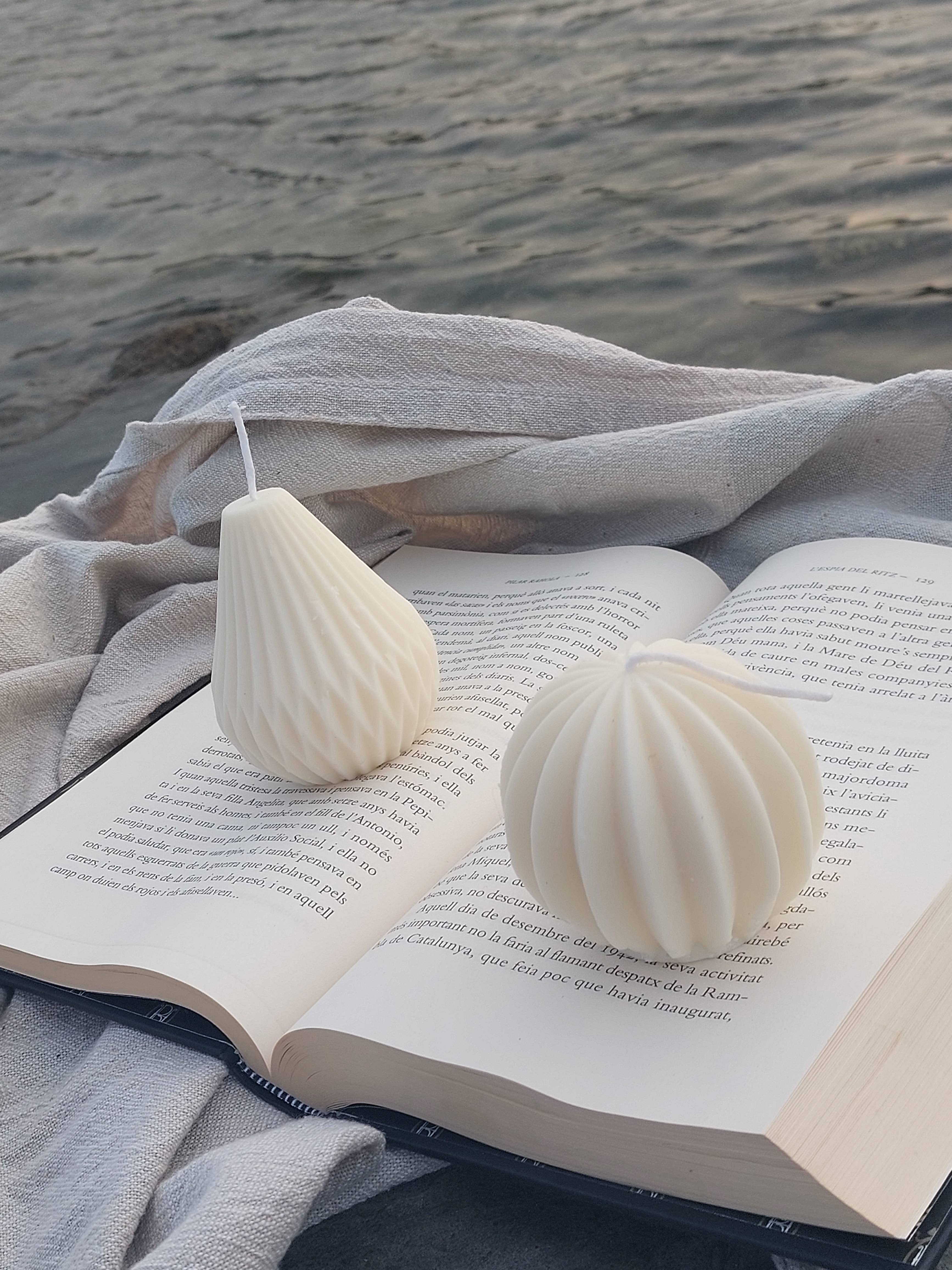 Your Nice Things - Candles - - Wholesale Novelty Candle - Round sweet orange and sage decorative soy wax candle2