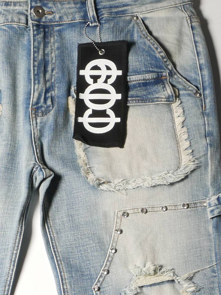 Cooper 9 - Wholesale Jeans - Men's - 507 Cross Wide Cargo Jeans Light Wash3