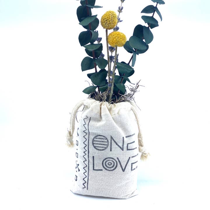 Sunsum Intentional Living - Wholesale Dried/Pressed Flowers - Sack of Flowers, One Love, Organic, Dried Flower Bouquet2