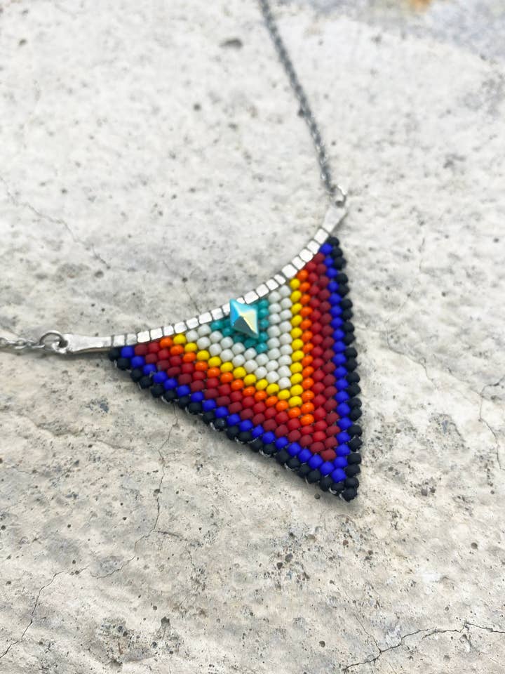 Ljus Halsband för wholesale av Naomi Star Designs