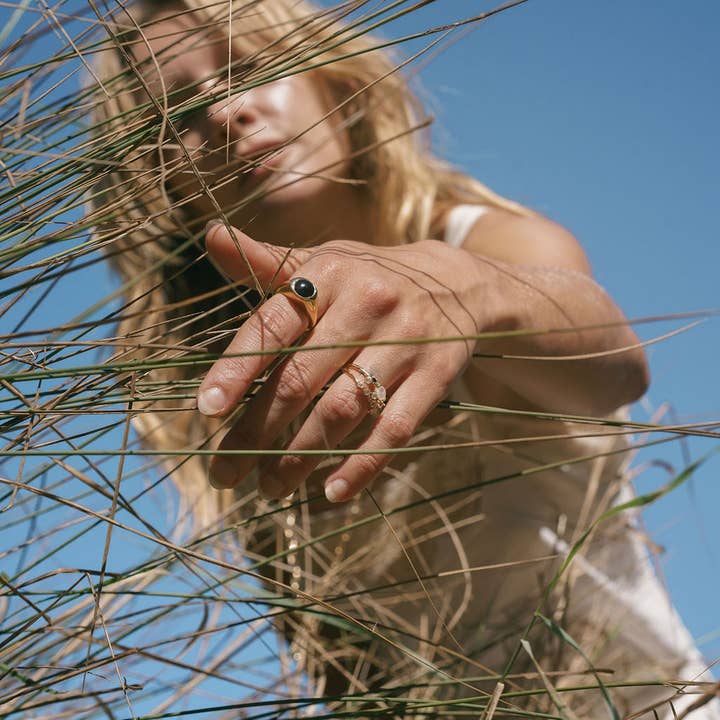 Studio Grun - Wholesale Multi-Stone Ring - Mona Ring in Moonstone + Black Spinel/Gold4