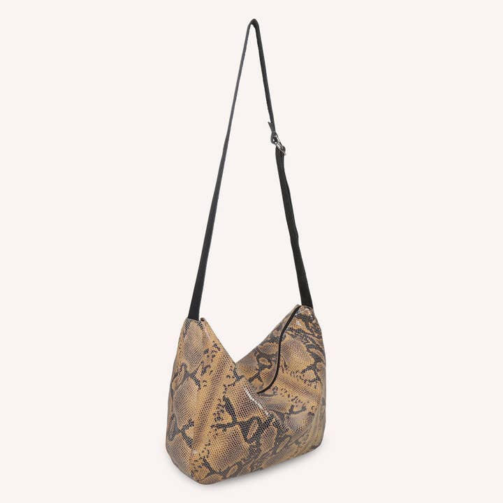 Plume L Skuldertaske i Genanvendt Læder. for engroshandel hos Bandit Manchot