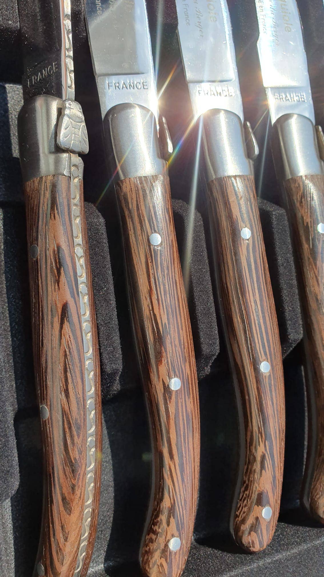 Allweneedis group LTD – wholesale Kökskniv – Wengé Laguiole köttknivar i trä, set om 62