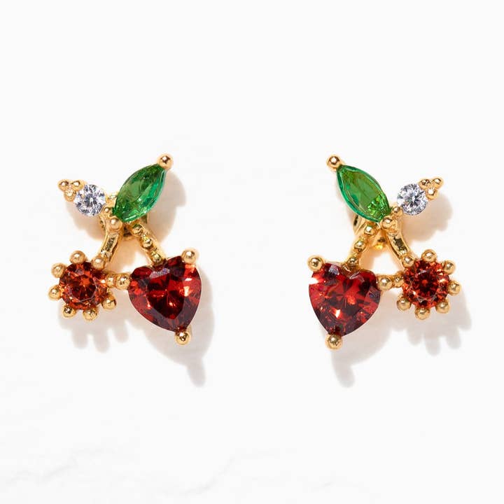 Clous d'oreilles Cherry On Top pour la vente par Girls Crew