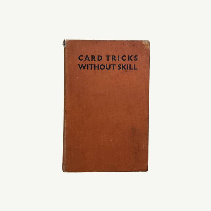 À propos des blancs - Carnet vintage pour la vente par Mr. Boddington's Studio