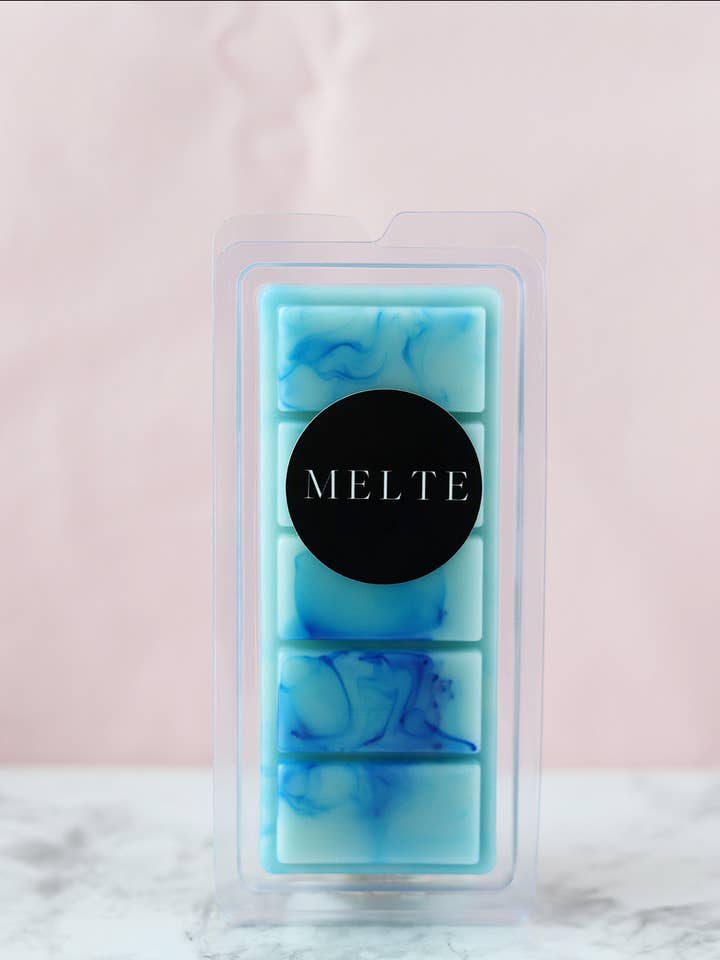 Blueberry Vanilla Soy Wax Melt for wholesale by MELTE