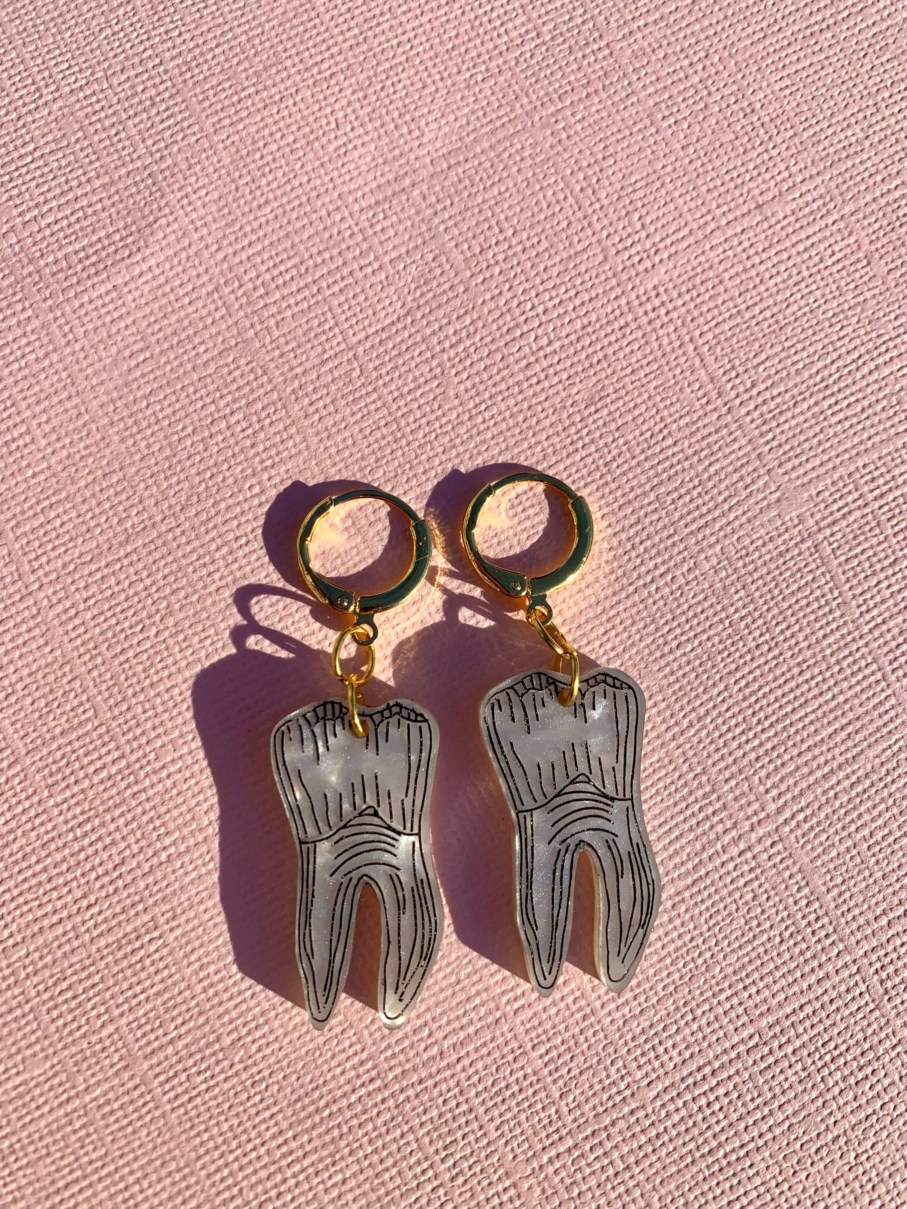 Not Picasso - Wholesale Huggie Earrings - Mini Teeth