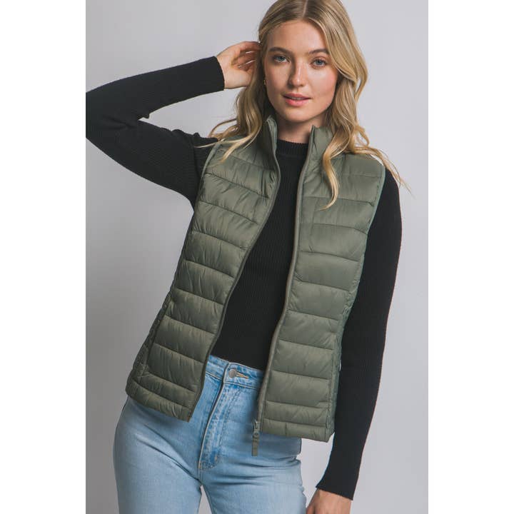 Timeless - Wholesale Outerwear Vest - Women's - Puffer Vest With Carry Pouch And Pockets3