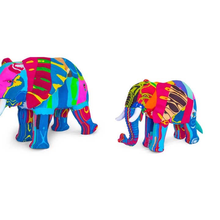 Ocean Sole - Wholesale Sculpture - Kenyan Heritage Elephant Flip Flop Sculpture3