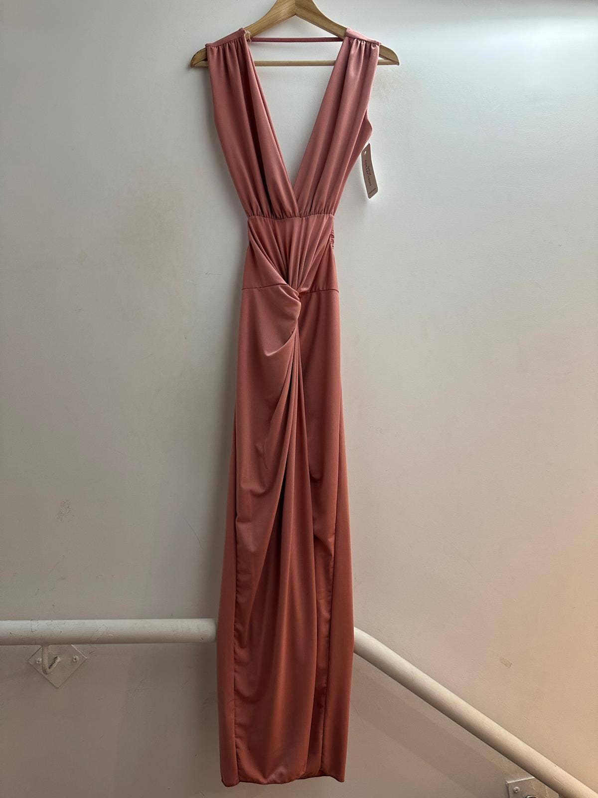 LORIANE – wholesale Dress – Women's – 5997 Plain long dress with open back one size19