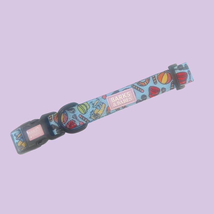 Seaside Holidays Adjustable Dog Collar for wholesale by The Pet Pantry