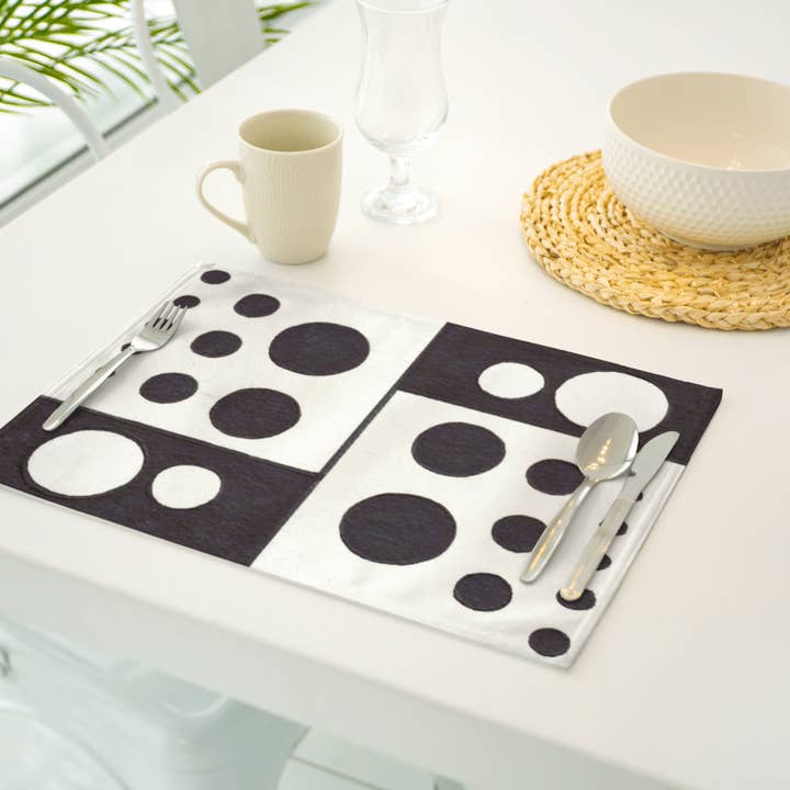 Bordstablett | Prickig för wholesale av Creative Artifacts HQ