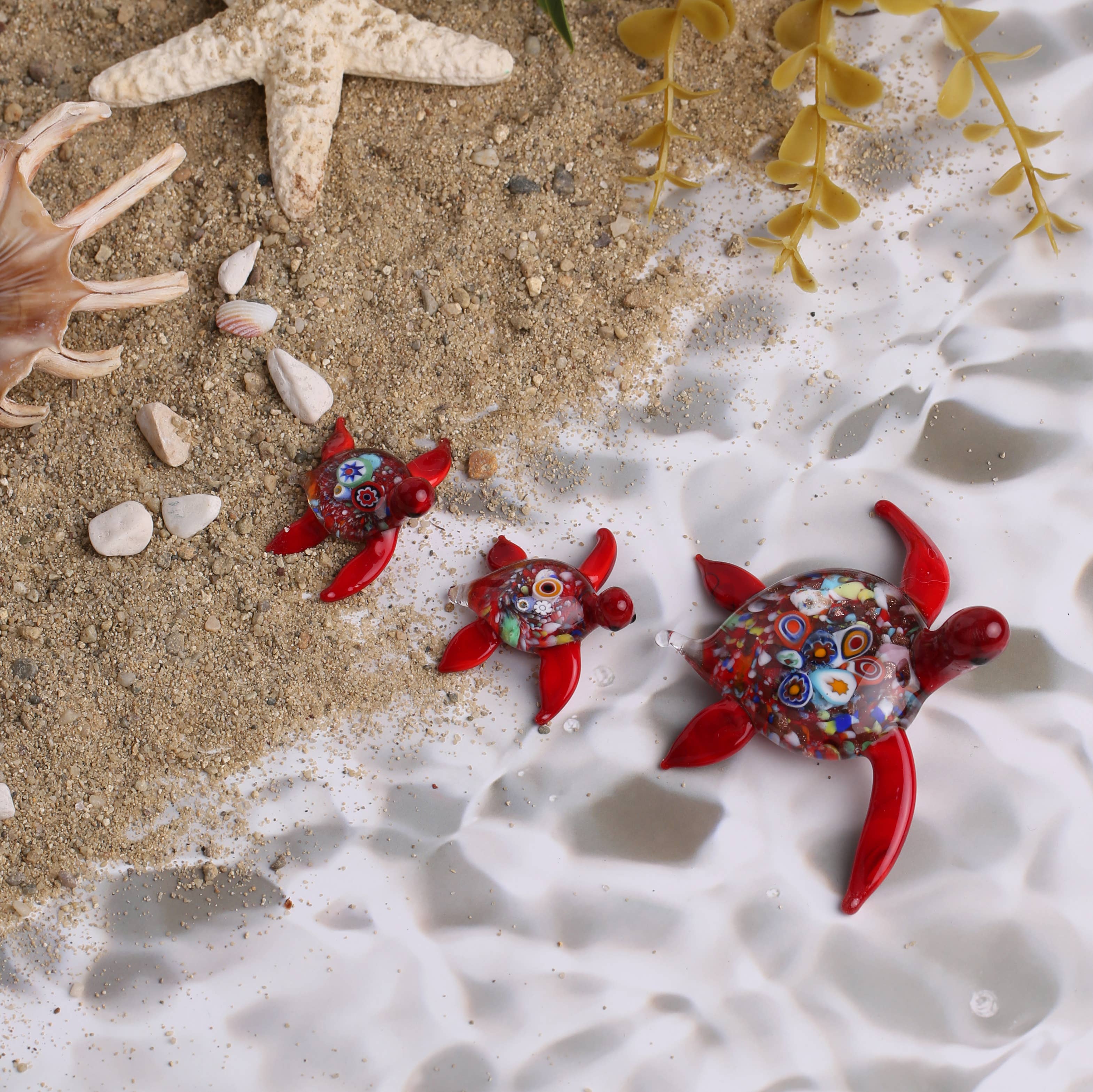 Adamodart - Vendita all'ingrosso Statuette decorative - Set 3 statuine in vetro Millefiori a forma di tartaruga marina, scultura tartaruga0