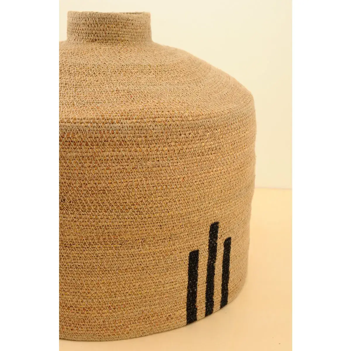 B A O B A B - Maison - Wholesale Vase - Graphic Vase Charcoal Lines2