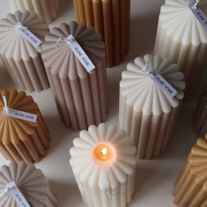 Jeune Home - Wholesale Novelty Candle - Tall ribbed thick soy scented candle | wedding decor |20x7cm