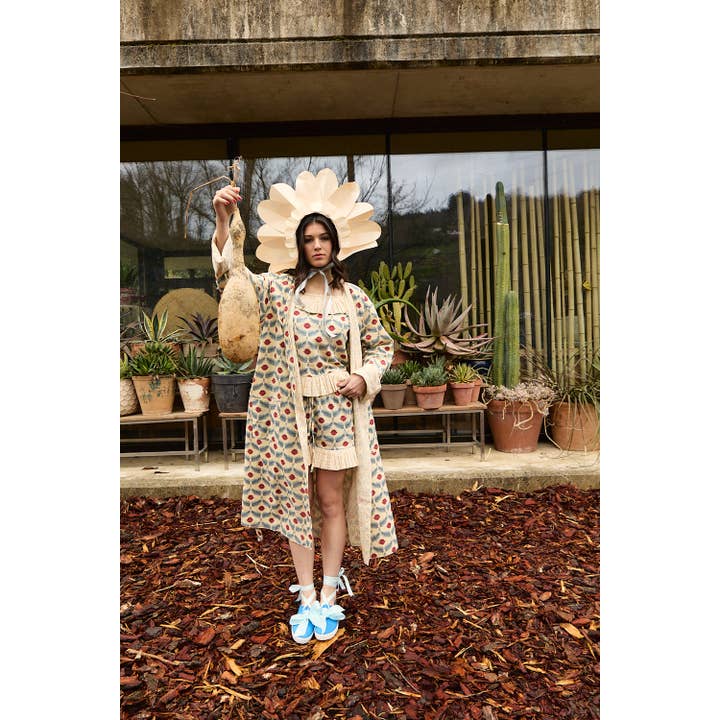 REVERSIBLE ROBE IN OFF-WHITE AND MAROON for wholesale by Iturrienea