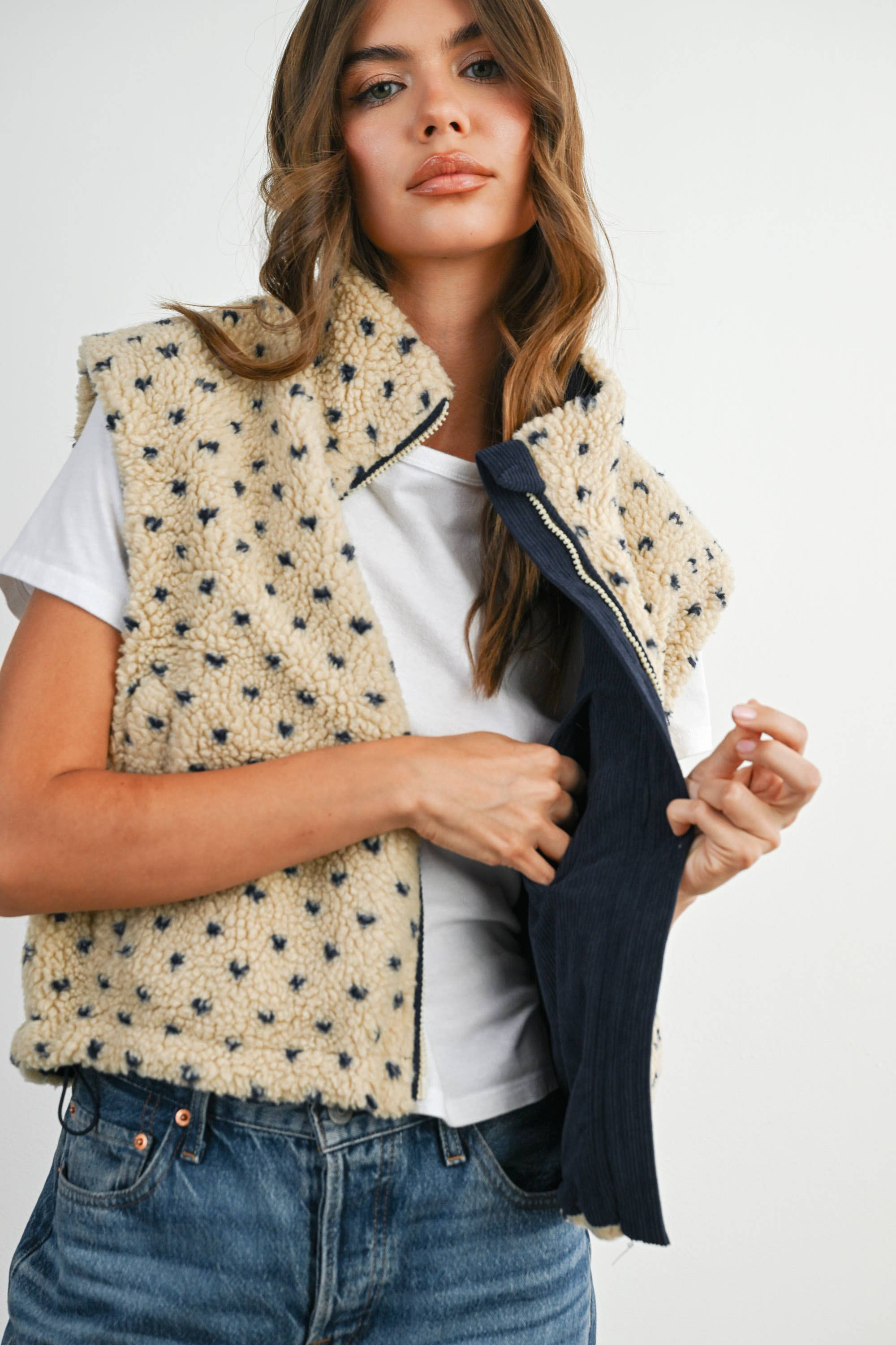 BUTTERMELON - Wholesale Jacket - Women's - Floral Fleece Sleeveless Vest - BMJ784925