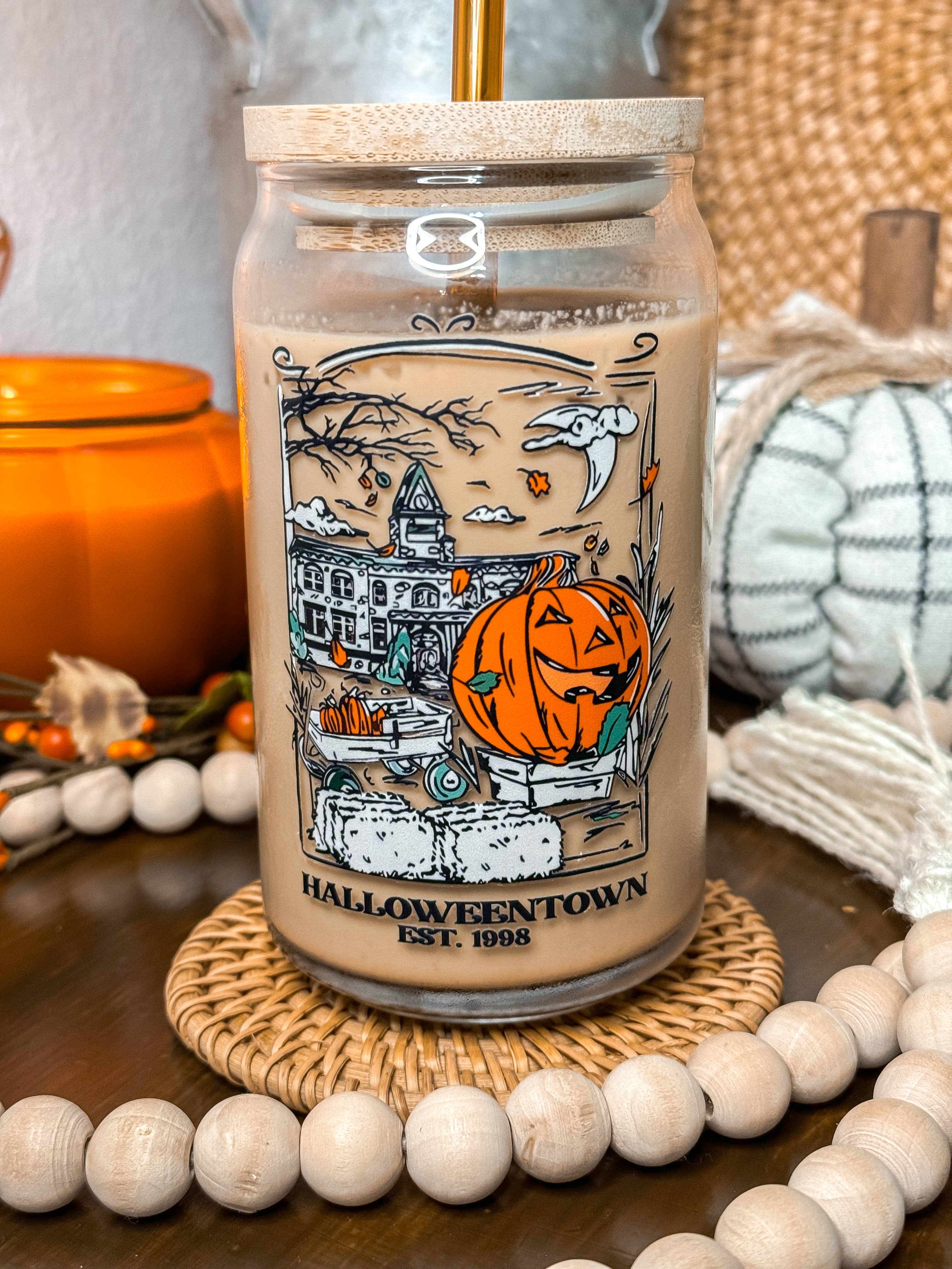 Curly Tailed Designs - Wholesale Drinking Glass/Cup - Halloween Town 16oz & 20oz Halloween Glass Cup0