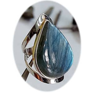 Anillo Grande de Plata de Ley con Piedra Natural Labradorita - Sabiduría para venta al por mayor de Crystal Earth Sterling