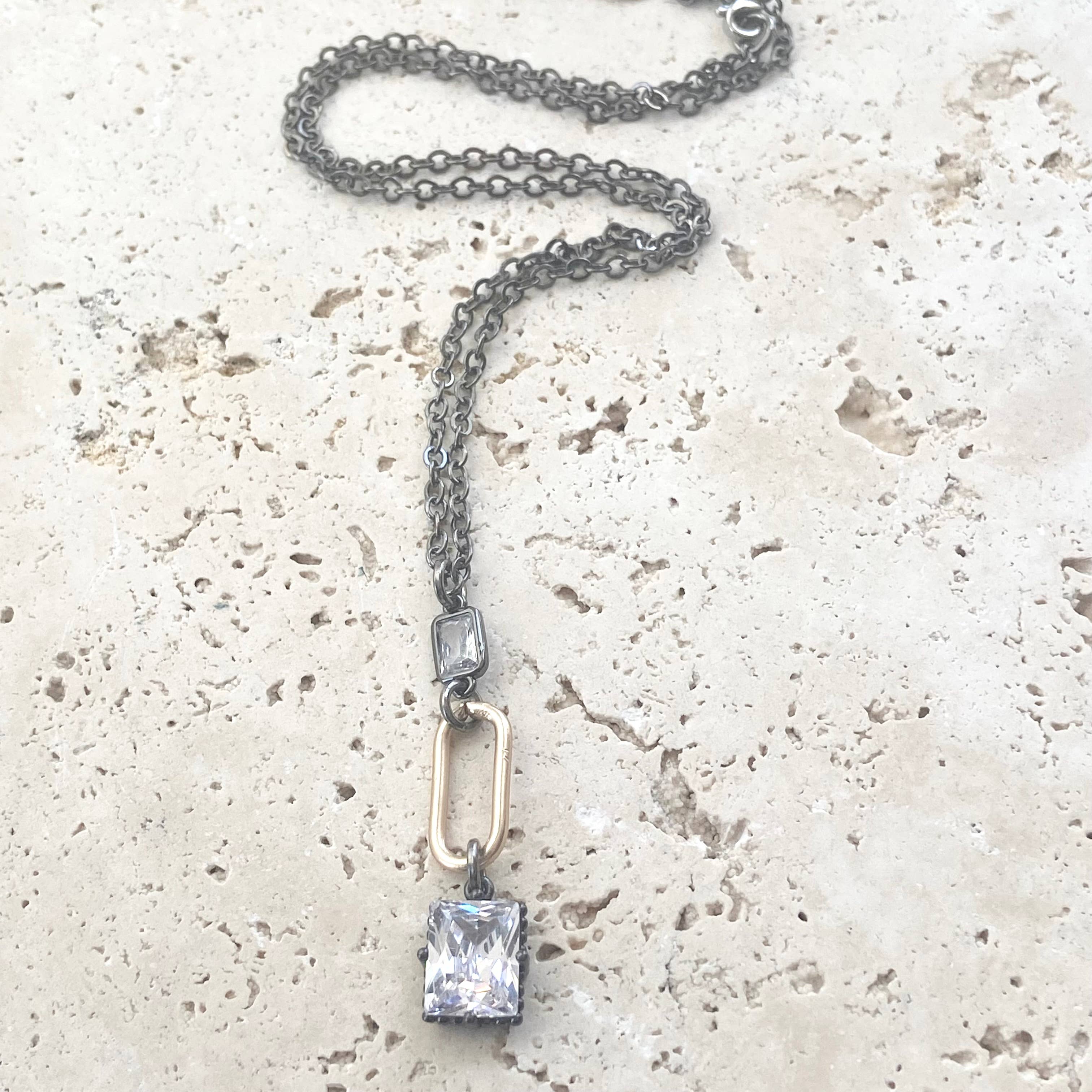 VB&CO Designs Handmade Jewelry - Vente Colliers à pendentif - Collier simple en métal mixte1