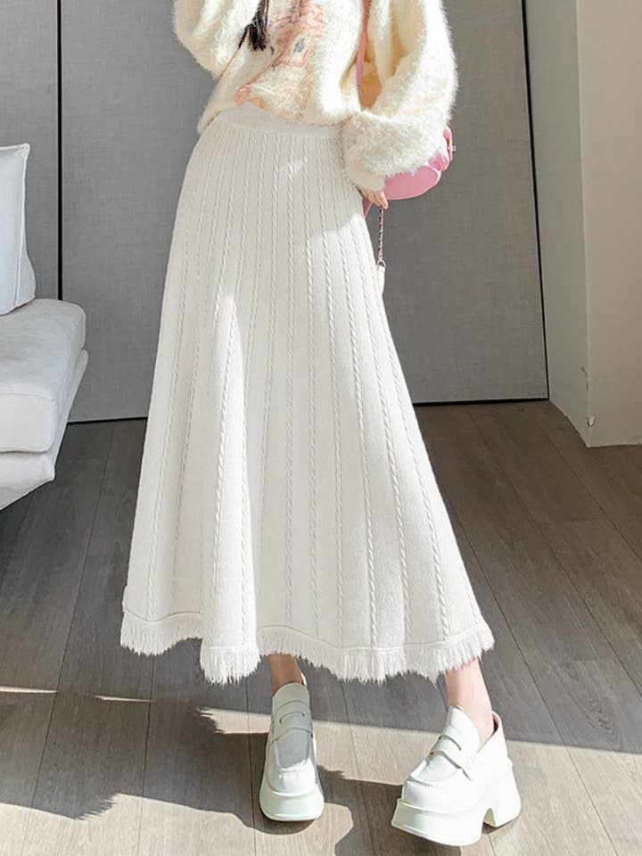 Katinki - Wholesale Skirt - Women's - Knit A-Line Midi Skirt with Fringe Hem