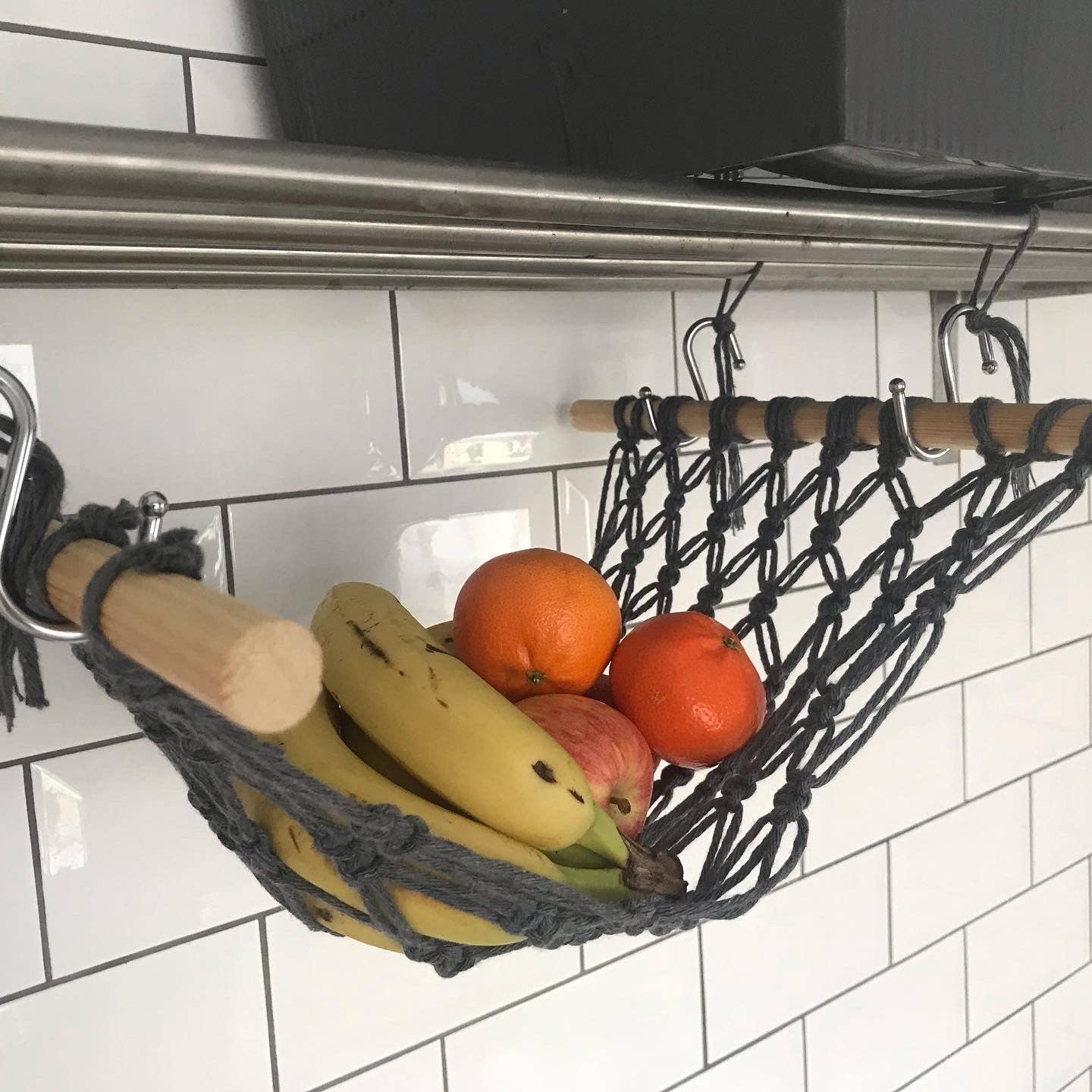 Macra-Made With Love – wholesale Kitchen storage/organiser – Macramé Fruit Hammock – Under Cabinet Hanging Storage2