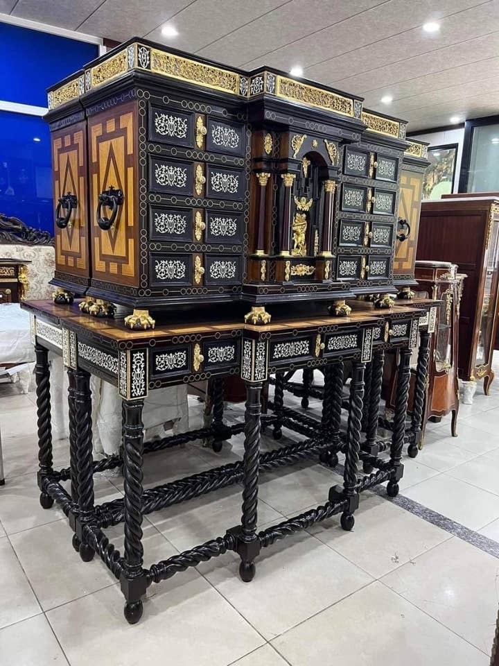 Baroque Cabinet & Console Table Set Handcrafted Vintage-Inspired Accent Piece for wholesale by MALuxury Furniture